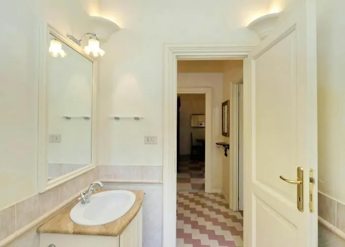 Borgo Vittorio Apartment Rome